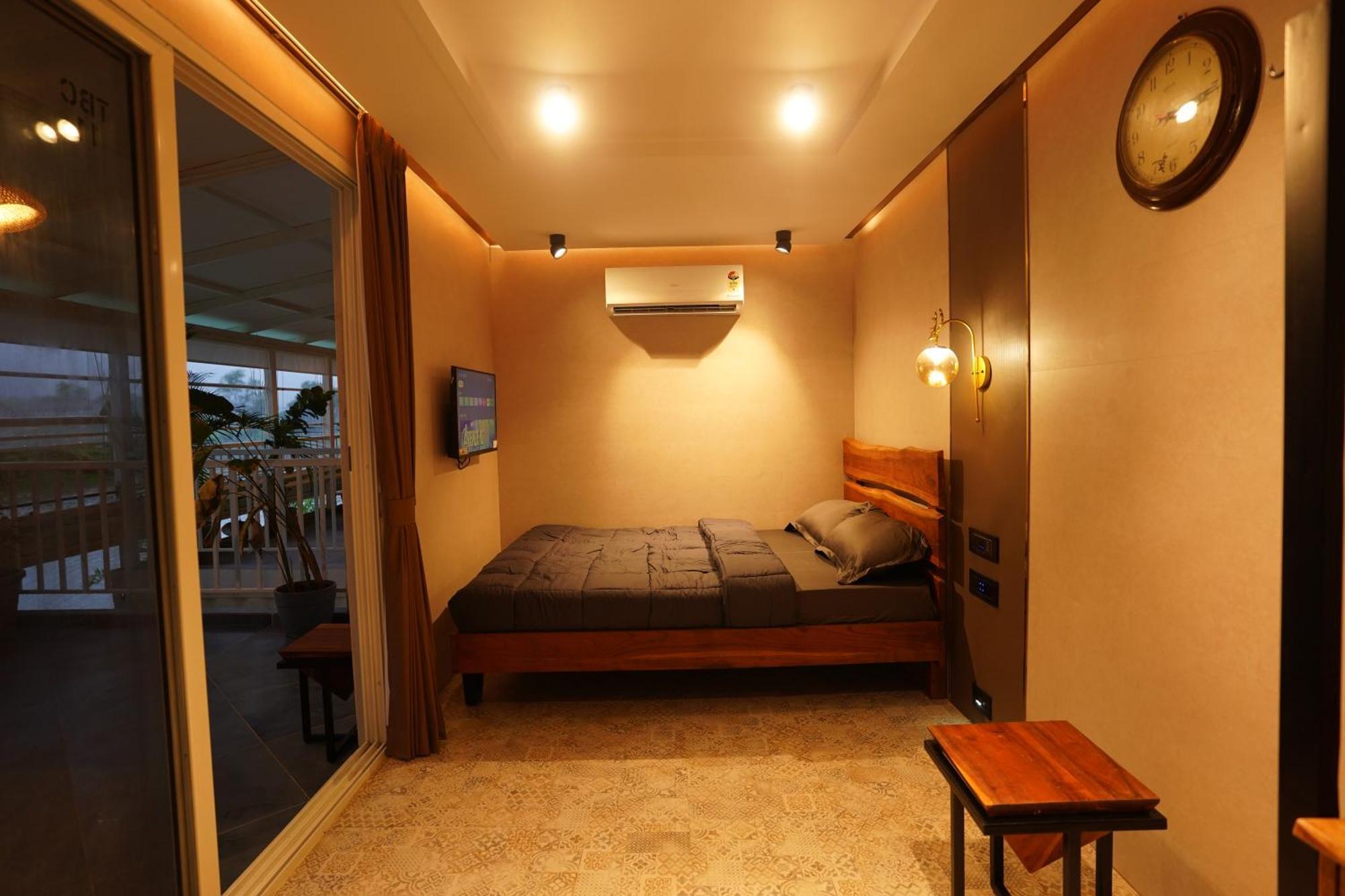 The Boat Club,Karjat Otel Dış mekan fotoğraf
