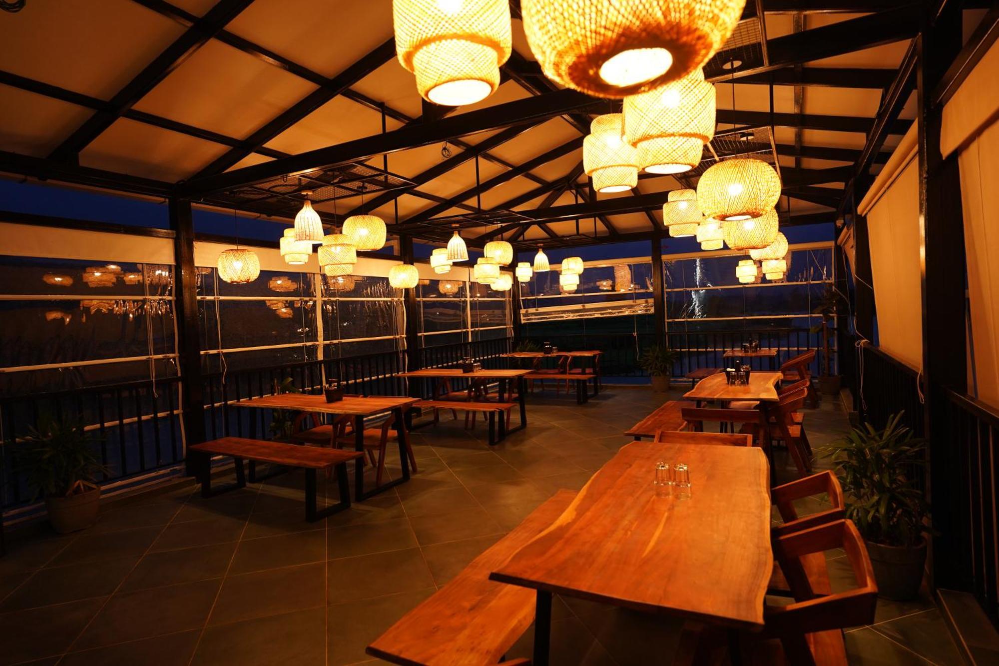The Boat Club,Karjat Otel Dış mekan fotoğraf